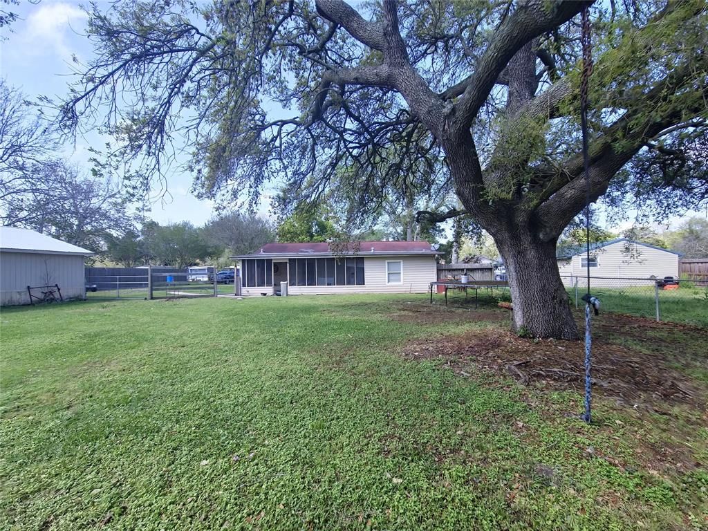 listing image 24