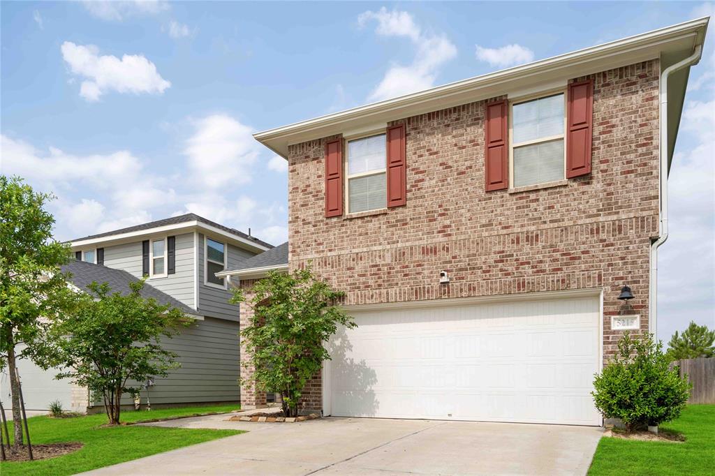 5215 Sunway Drive, Katy, Texas image 2