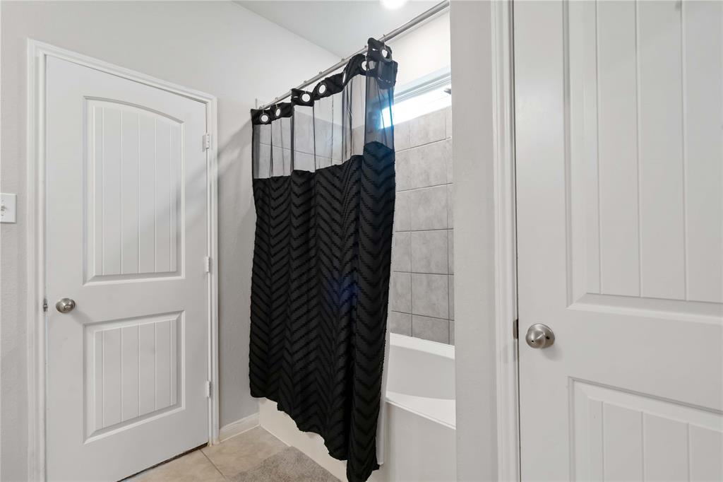 5215 Sunway Drive, Katy, Texas image 10