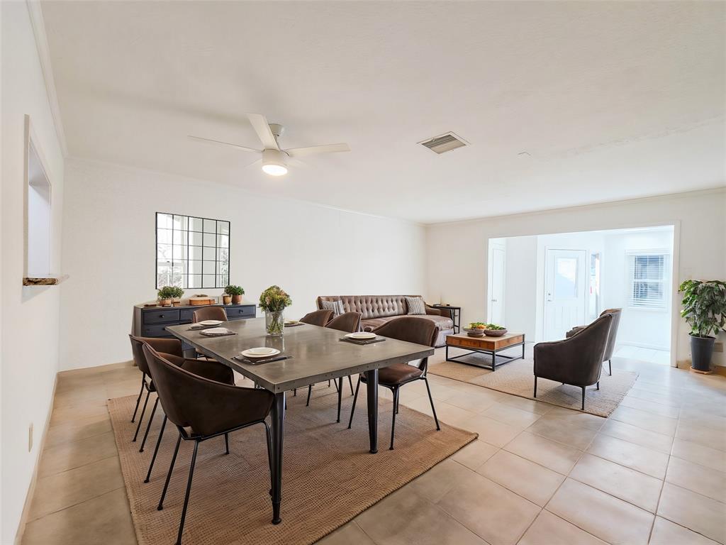 811 Lovett Boulevard 25