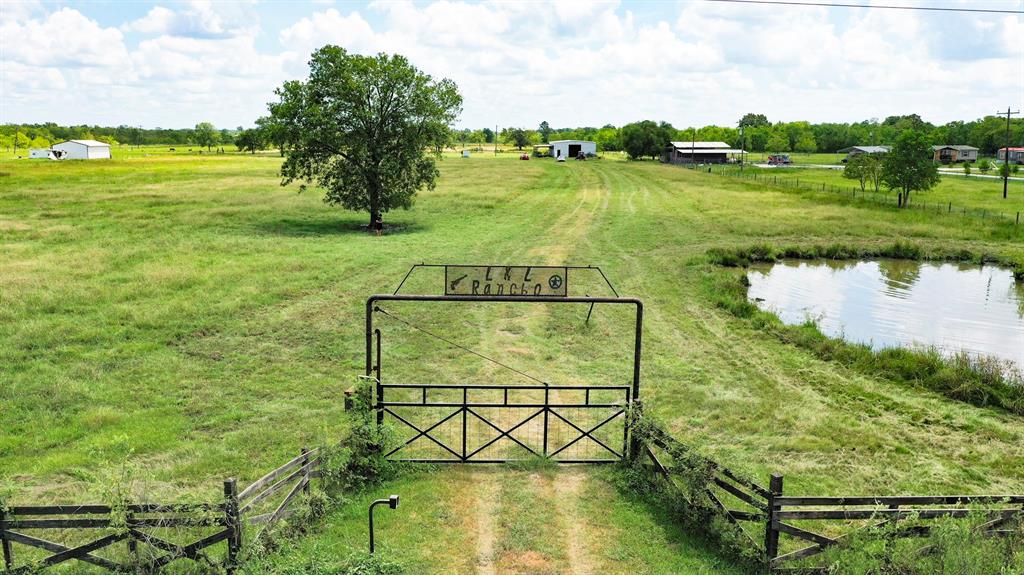 2828 County Road 615, Dayton, Texas image 1