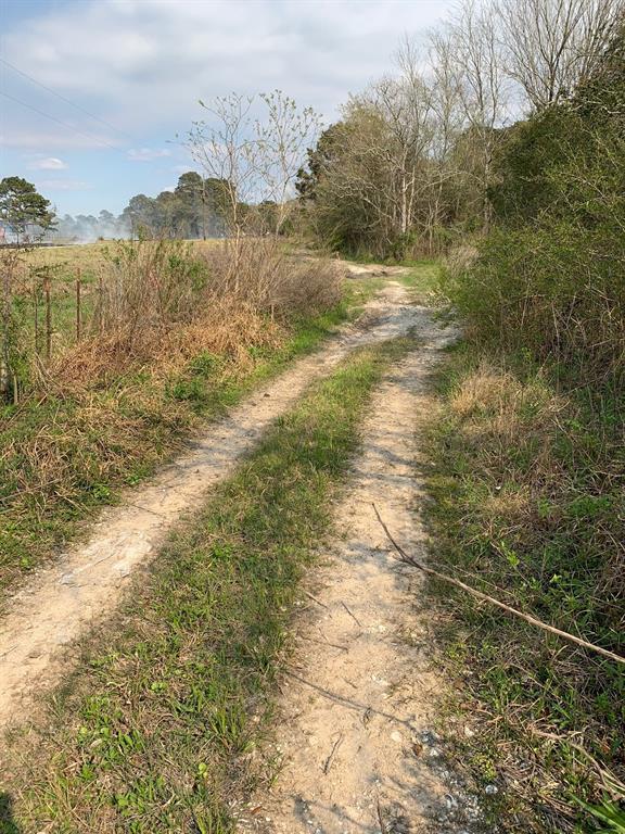 00 Haynes Rd, Anahuac, Texas image 12