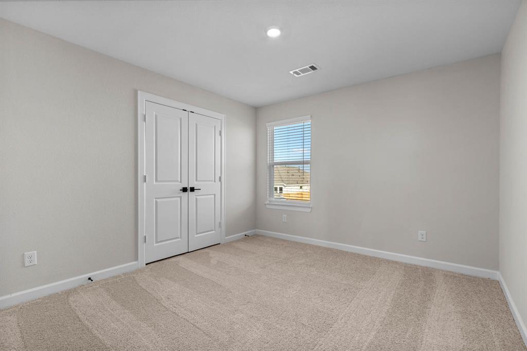 1126 Whispering Winds Drive, Beasley, Texas image 19