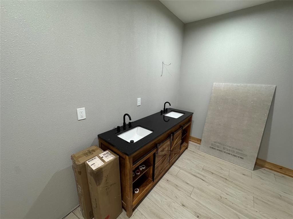 1317 Estate Drive, New Braunfels, Texas image 29