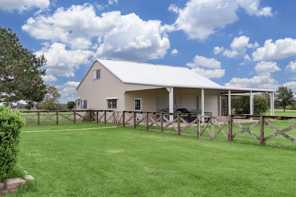 19547 Pierceall Road, Hempstead, Texas image 4