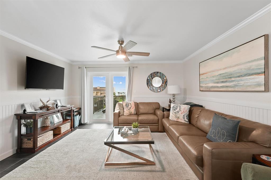 9520 Seawall Boulevard 353
