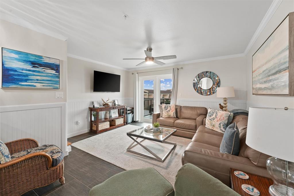 9520 Seawall Boulevard 353