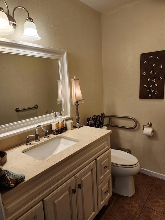 3234 Poe Drive