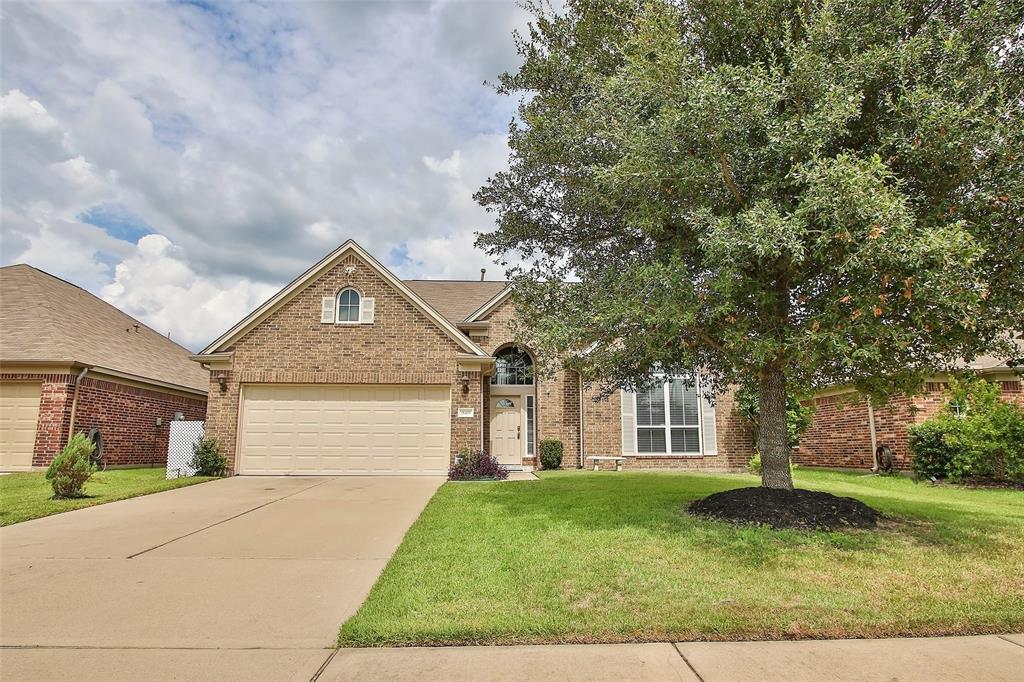 18418 Cypress Lake Village Drive, Cypress, Texas image 5