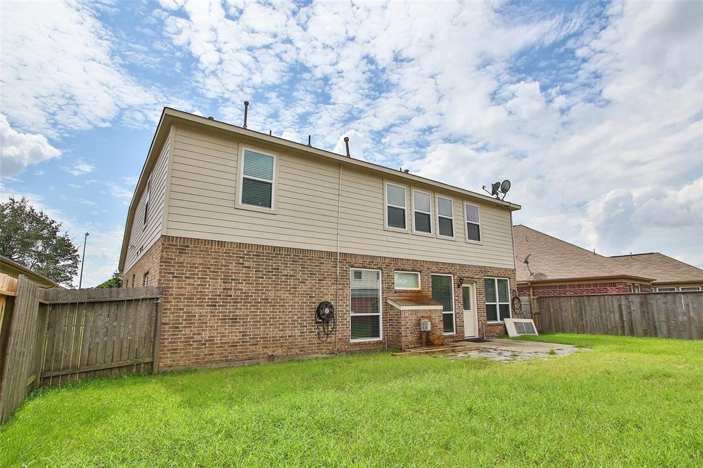 18418 Cypress Lake Village Drive, Cypress, Texas image 33