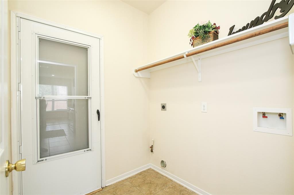 18418 Cypress Lake Village Drive, Cypress, Texas image 12