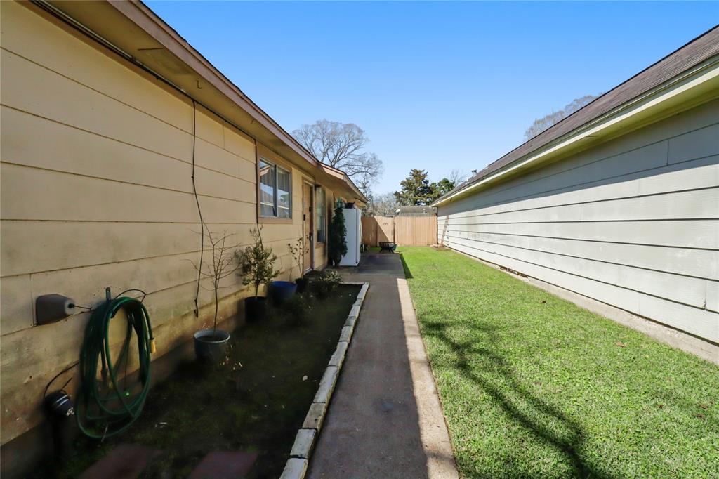 510 N Market Street, Brazoria, Texas image 18