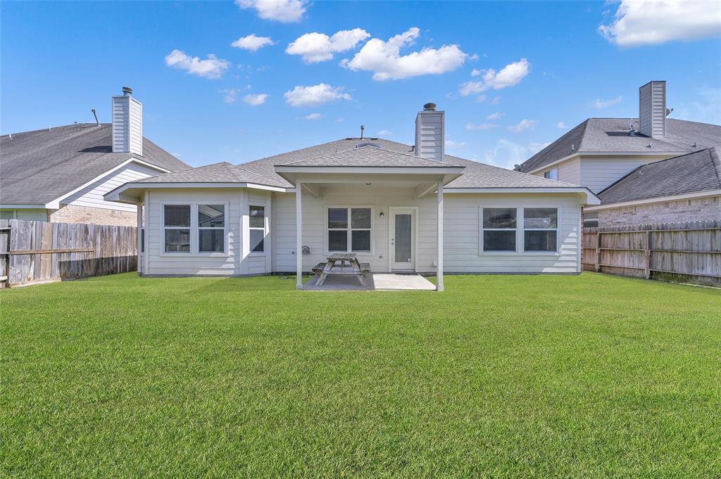 18223 Rustic Springs Drive, Tomball, Texas image 37