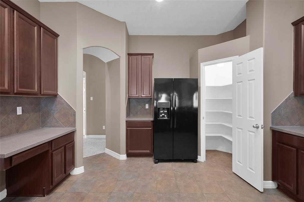 18223 Rustic Springs Drive, Tomball, Texas image 13
