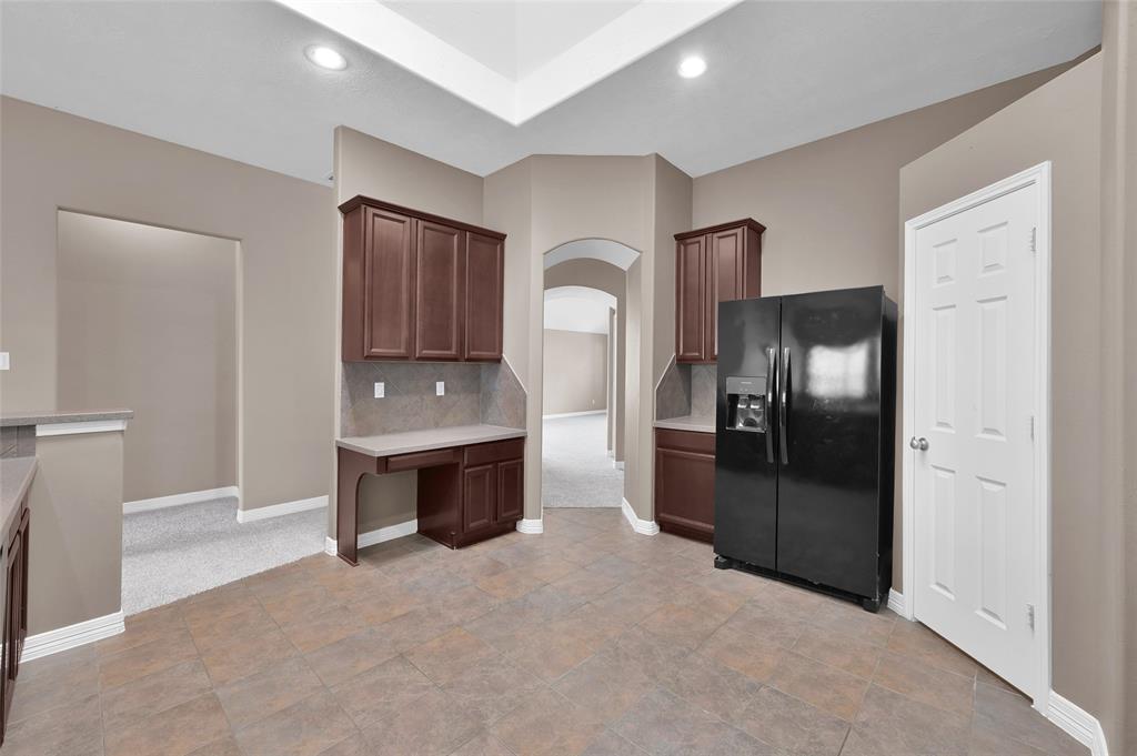18223 Rustic Springs Drive, Tomball, Texas image 14