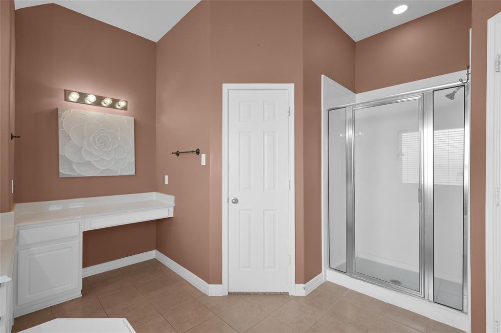 18223 Rustic Springs Drive, Tomball, Texas image 26