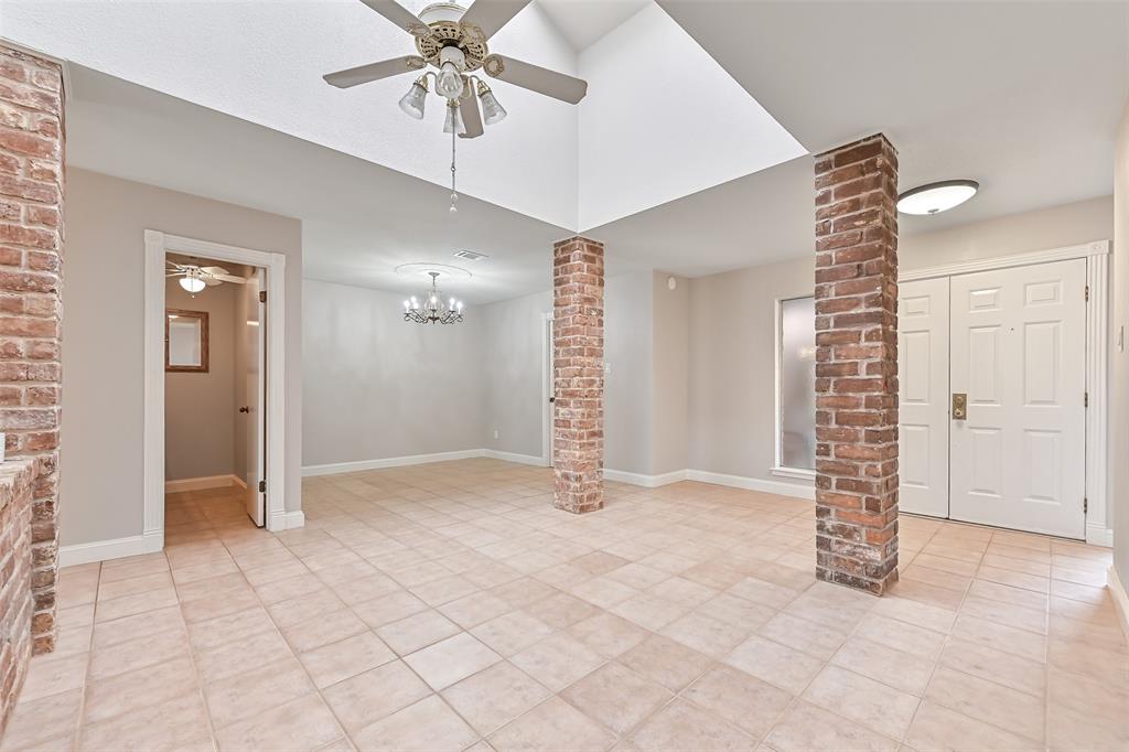 1713 Crestwood Court, Texas City, Texas image 6