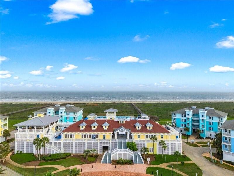 4121 Pointe West Drive 103