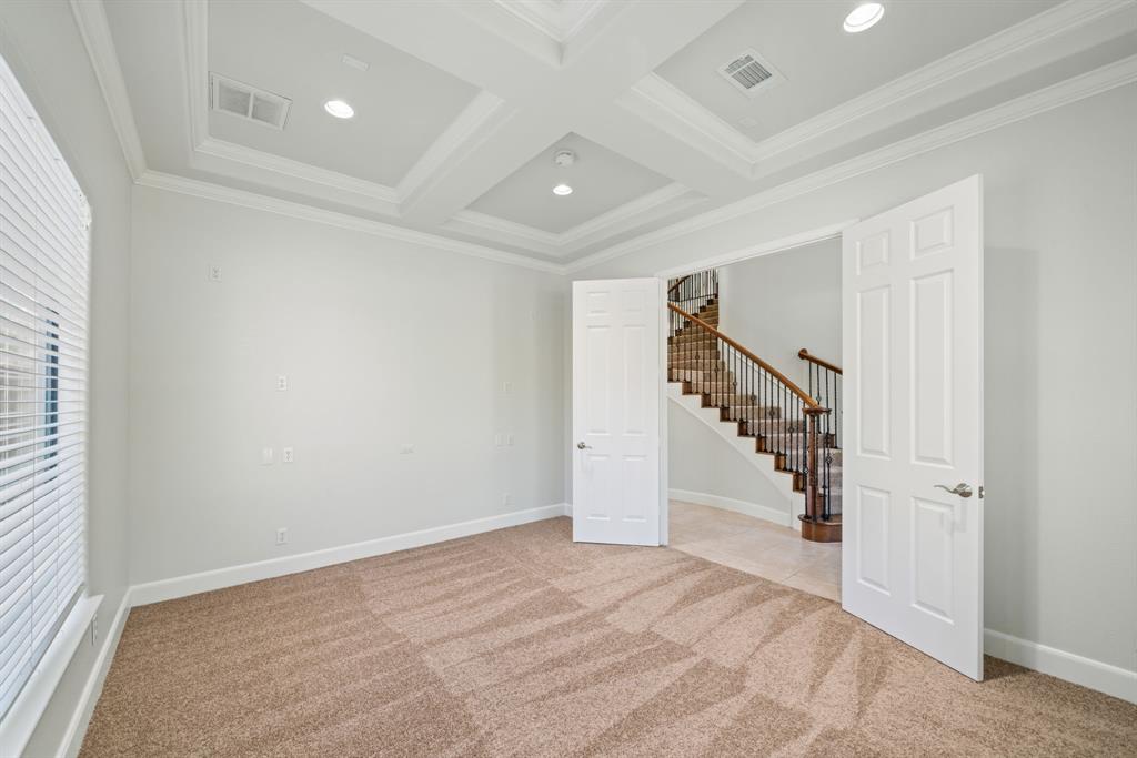 1643 Chart Drive, Crosby, Texas image 14