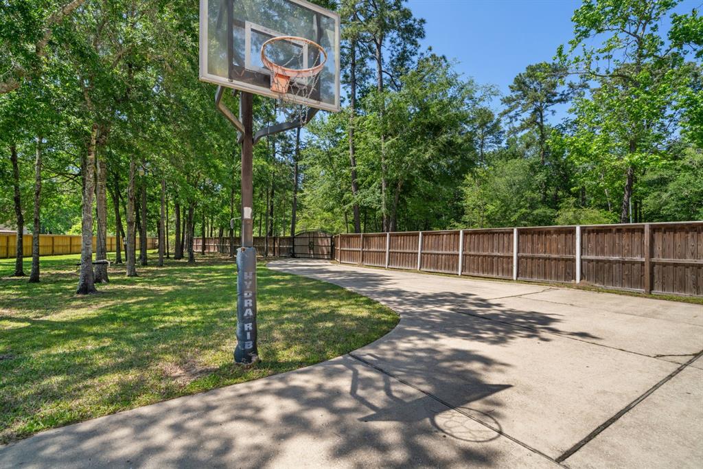 1643 Chart Drive, Crosby, Texas image 25