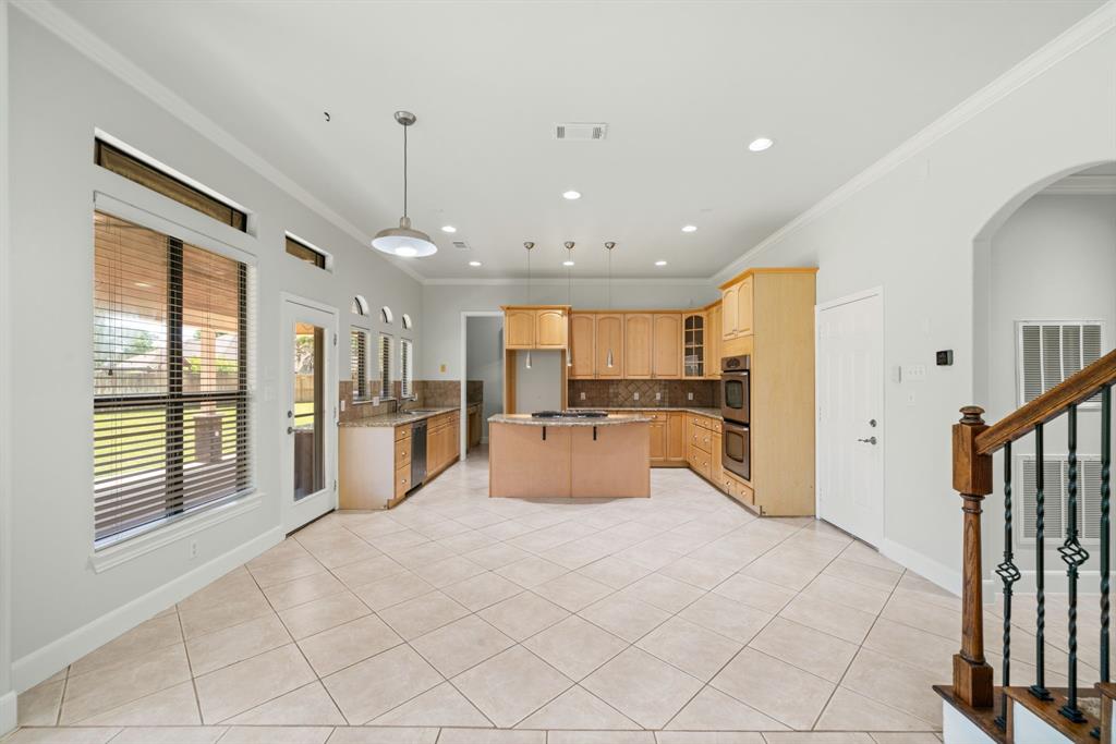 1643 Chart Drive, Crosby, Texas image 4