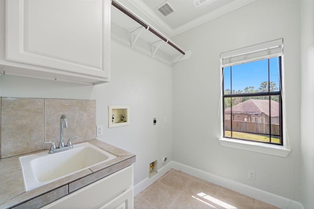 1643 Chart Drive, Crosby, Texas image 20