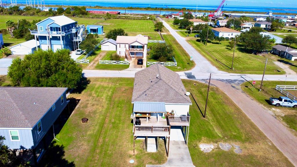 1124 Overton Avenue, Port Bolivar, Texas image 17