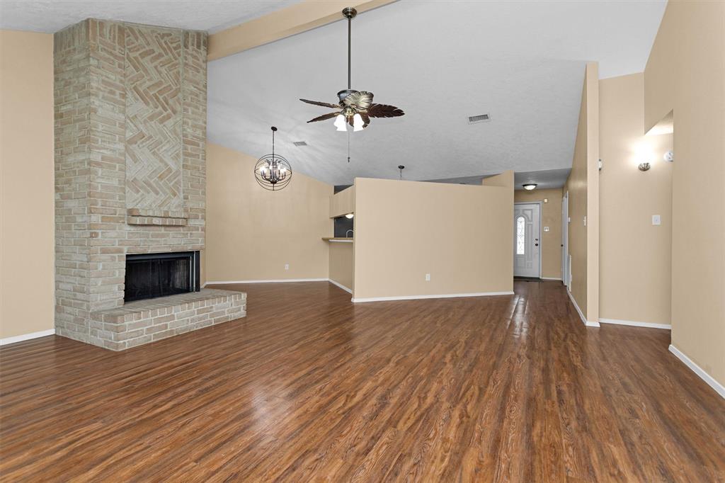 4807 Bridgemont Lane, Spring, Texas image 10