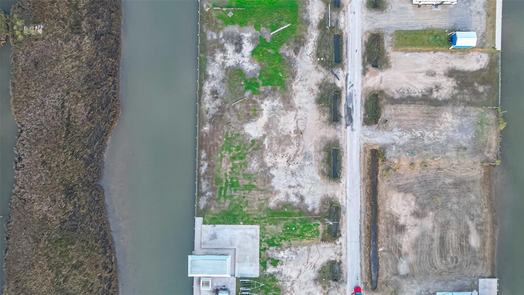 1109 Gator Point, Crystal Beach, Texas image 13