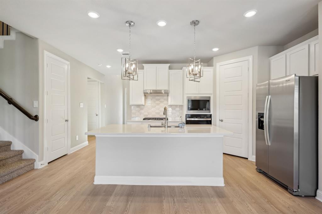 1642 Shae Oak Lane, Conroe, Texas image 4