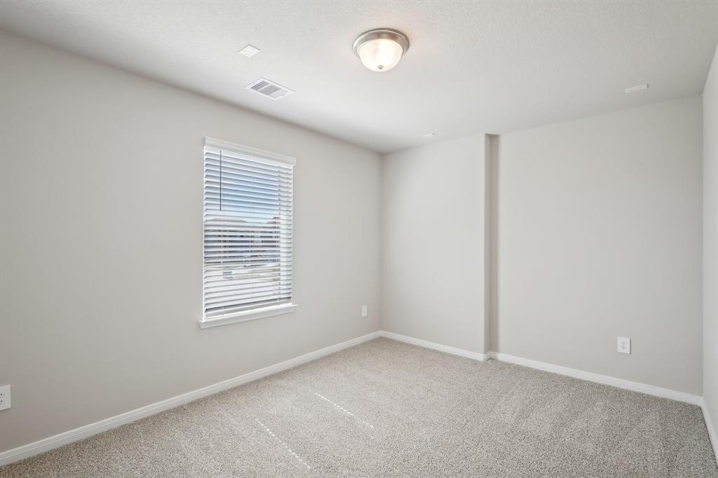 1642 Shae Oak Lane, Conroe, Texas image 33