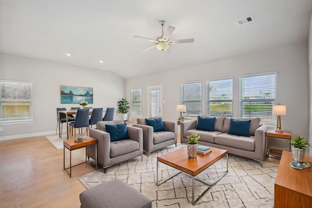 1642 Shae Oak Lane, Conroe, Texas image 27