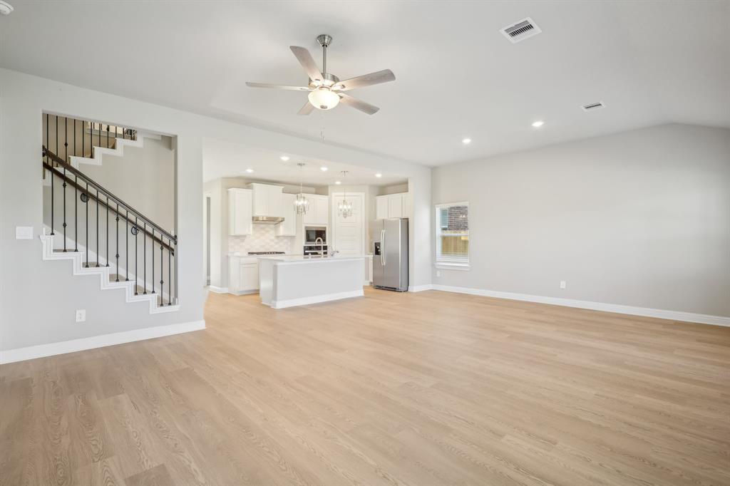 1642 Shae Oak Lane, Conroe, Texas image 9