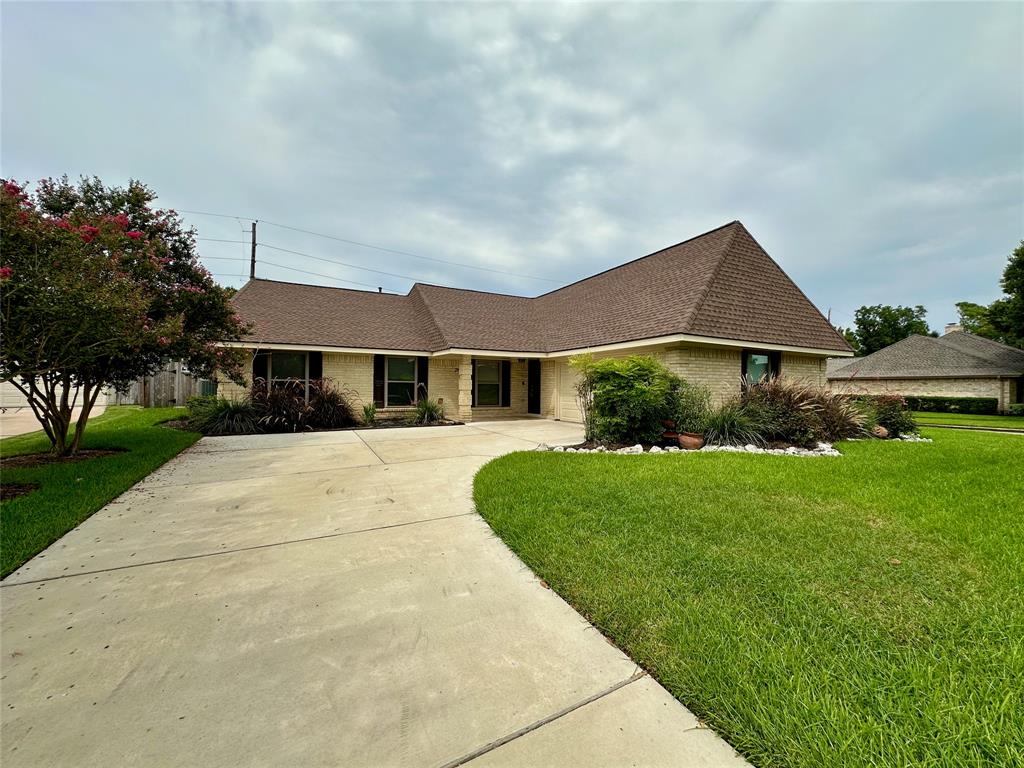 2931 PASTURE Lane