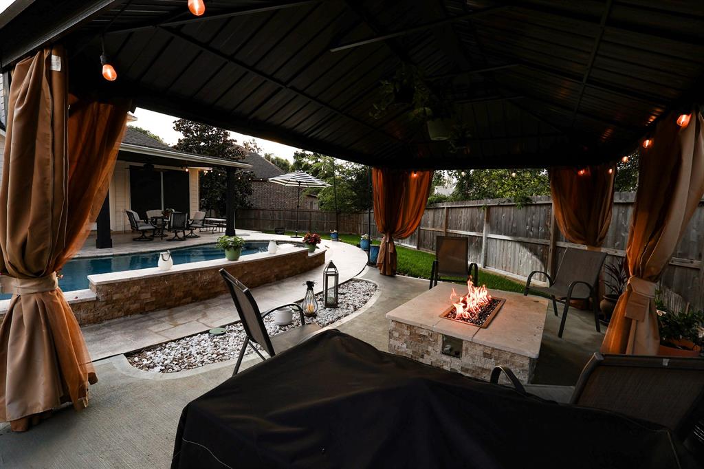 3717 Poets Court Court