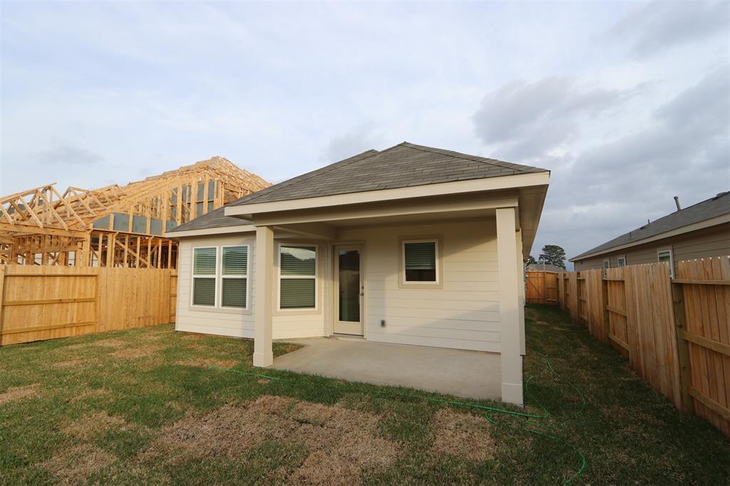5818 Sun Blaze Way, Fulshear, Texas image 15