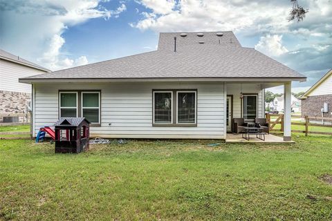 A home in Anahuac