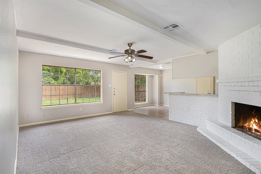 6814 Indian Falls Drive, Houston, Texas image 13