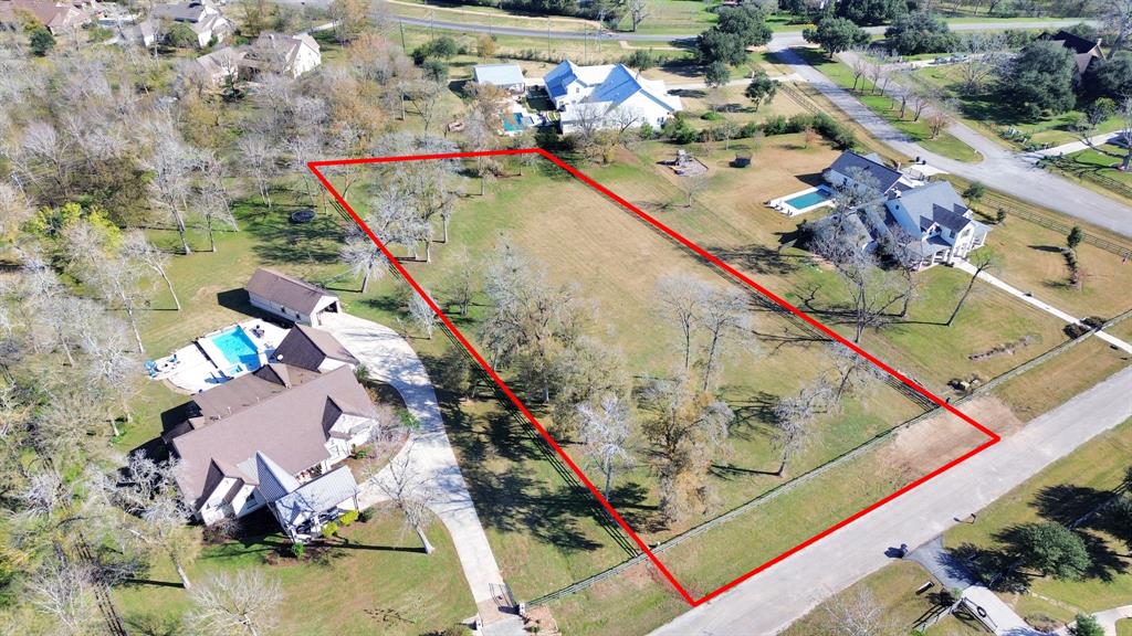 5010 Woodside Lane