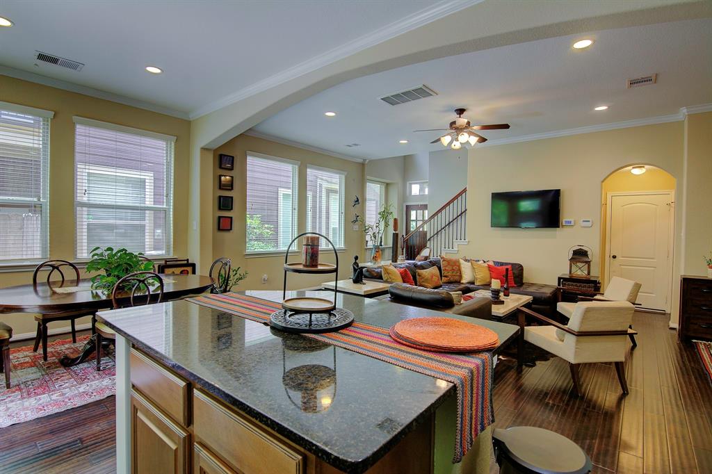 134 Cheswood Manor Dr, The Woodlands, Texas image 12