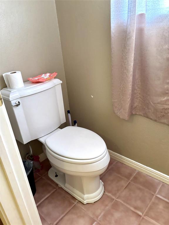 1083 County Road 147, Alvin, Texas image 32