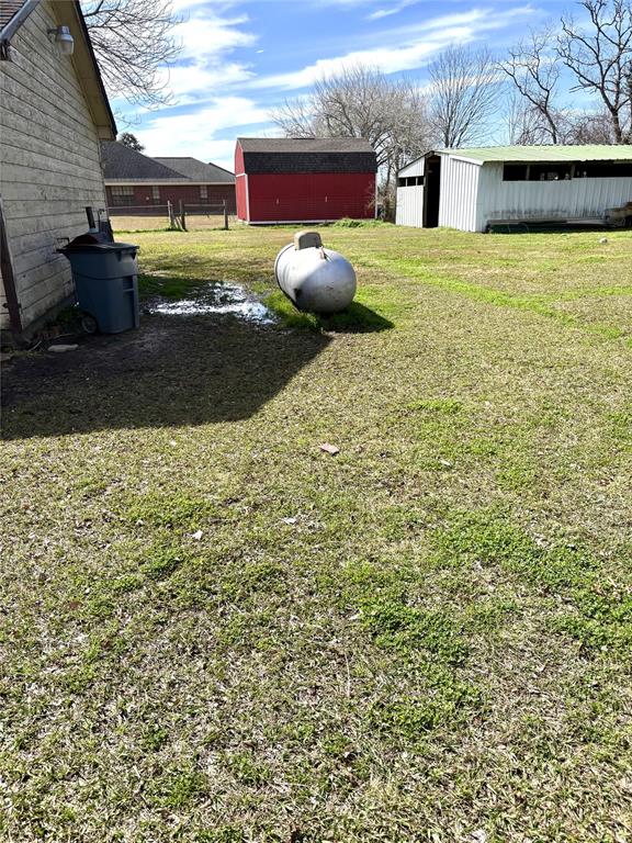1083 County Road 147, Alvin, Texas image 12