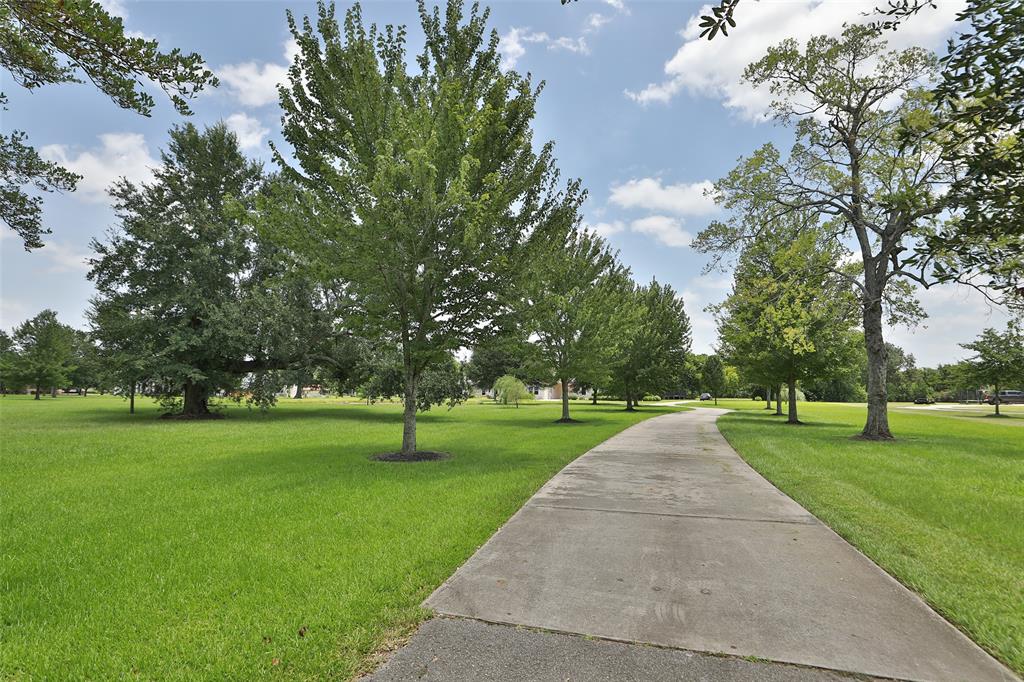 21030 Frey Lane, Tomball, Texas image 4