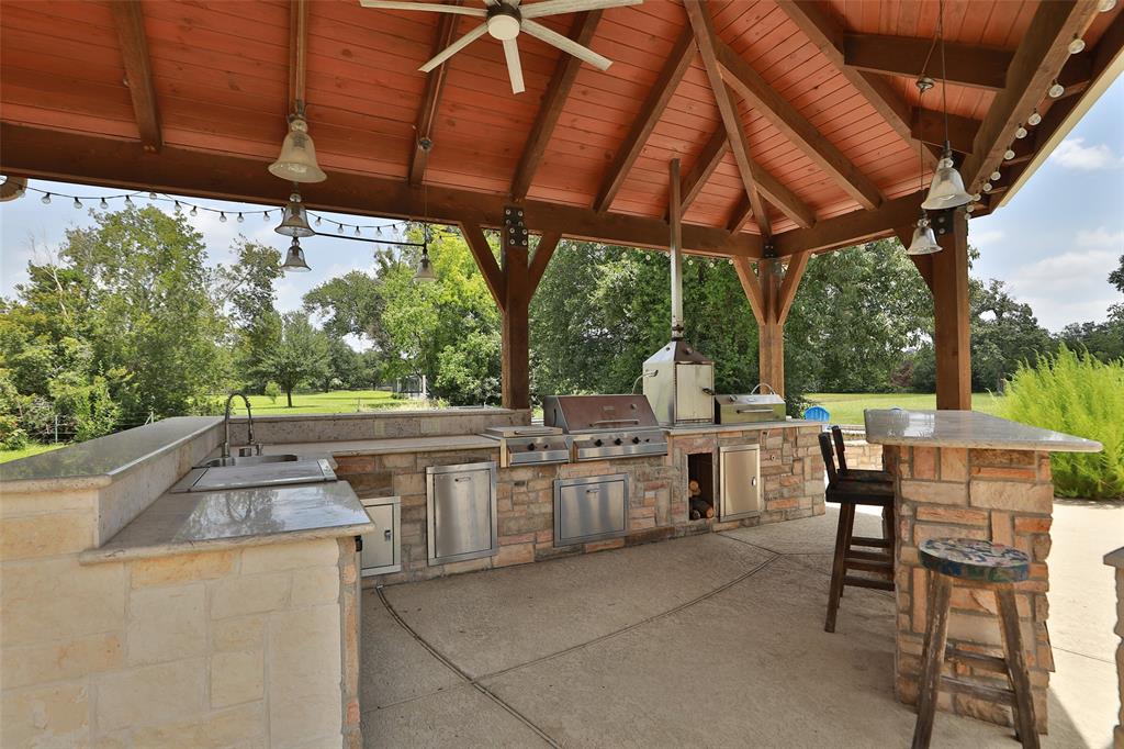 21030 Frey Lane, Tomball, Texas image 38