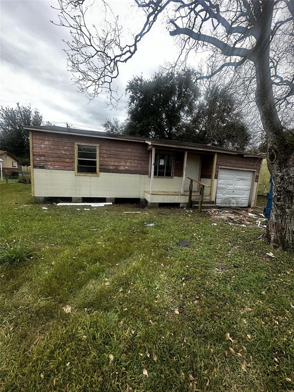 805 19th Ave N Avenue, Texas City, Texas image 3