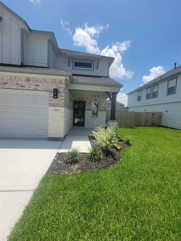 2615 Village side Trail