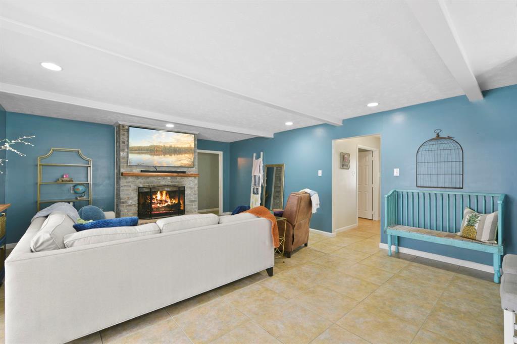 7907 Friars Court Lane, Spring, Texas image 3