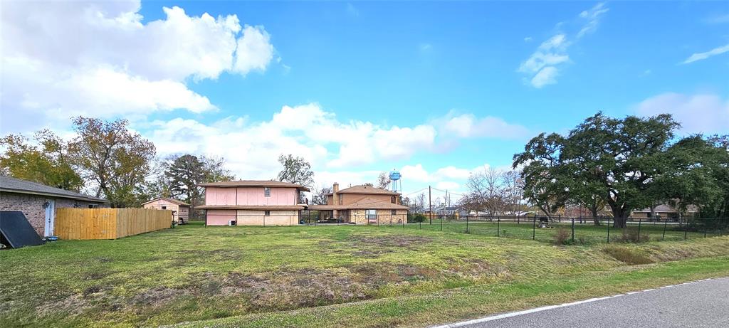 Harris Street, Baytown, Texas image 2