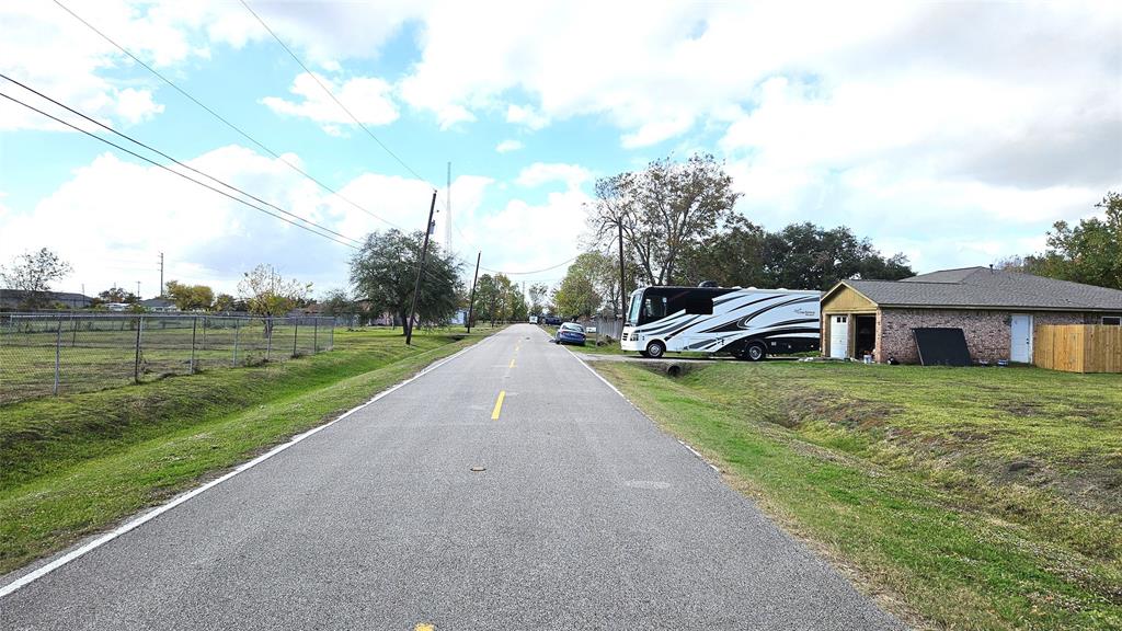 Harris Street, Baytown, Texas image 7