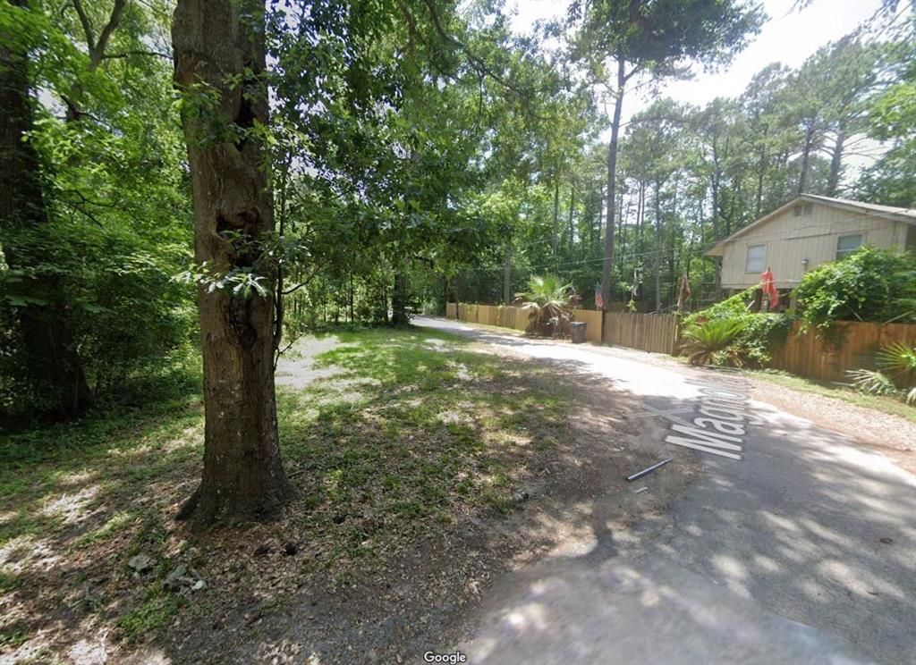 Photo of 27 Magnolia Street, Huffman, TX 77336 (MLS # 51757213)